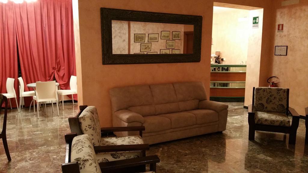 Hotel Redi Montecatini Terme Exteriör bild